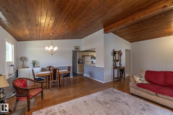 Primary Bedroom - 3608 44 St, Leduc, AB T9E6A1 Photo 5