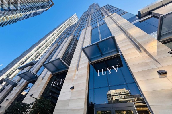 3609 - 11 Yorkville Avenue, Toronto