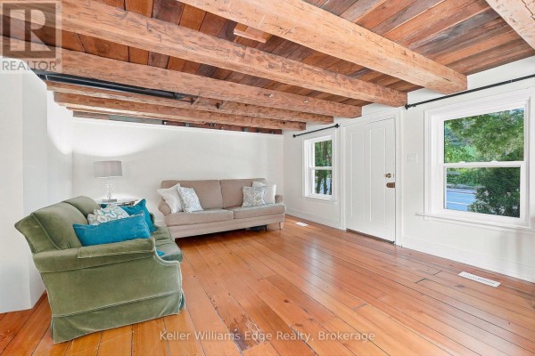 Sunroom - 361 Dundas Street E, Hamilton, ON L0R2H1 Photo 5