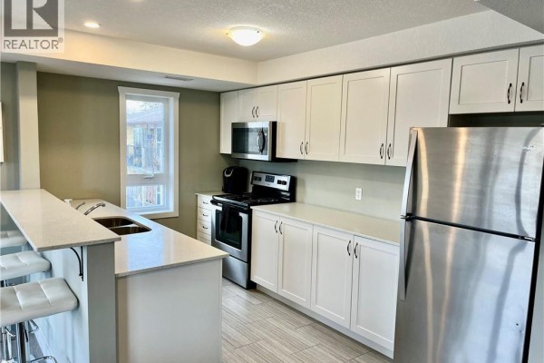 2pc Bathroom - 361 Lancaster Street W Unit# A15, Kitchener, ON N2H0C1 Photo 4
