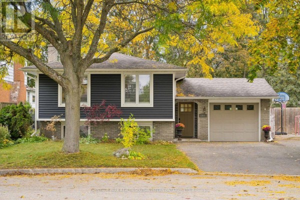 3pc Ensuite bath - 361 Lee Circle, Waterloo, ON N2K2L8 Photo 3