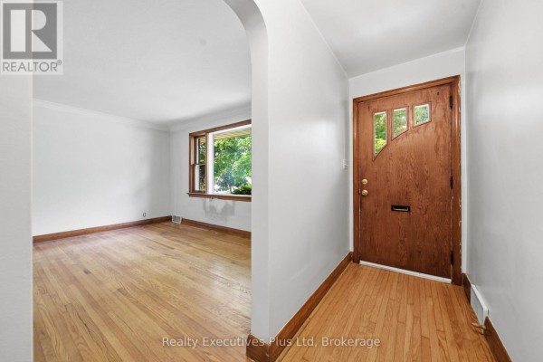 Primary Bedroom - 361 Metcalfe Street, Guelph, ON N1E4Z5 Photo 4