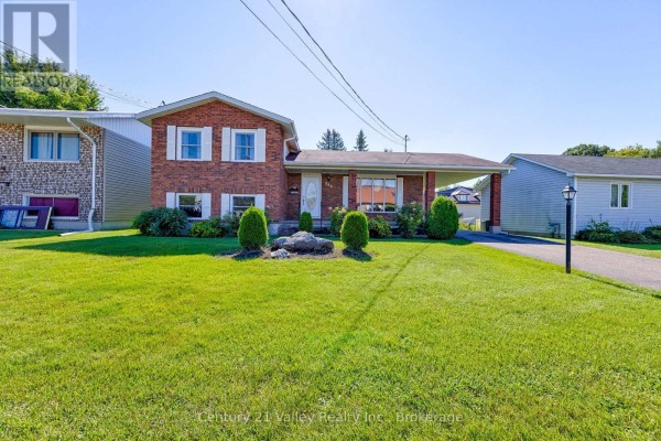 361 Sidney Avenue E, Renfrew, ON, photo 2