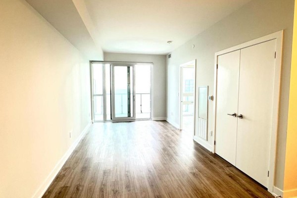 Den - 3610 - 430 Square One Drive, Mississauga, ON L5B0L6 Photo 5