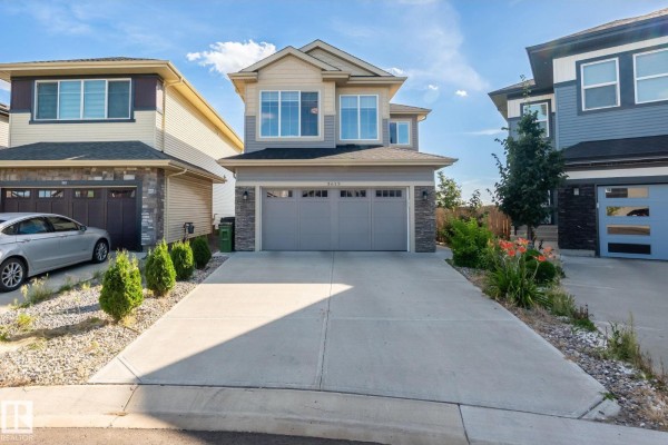 3613 Checknita Cove Sw, Edmonton, AB, photo 2