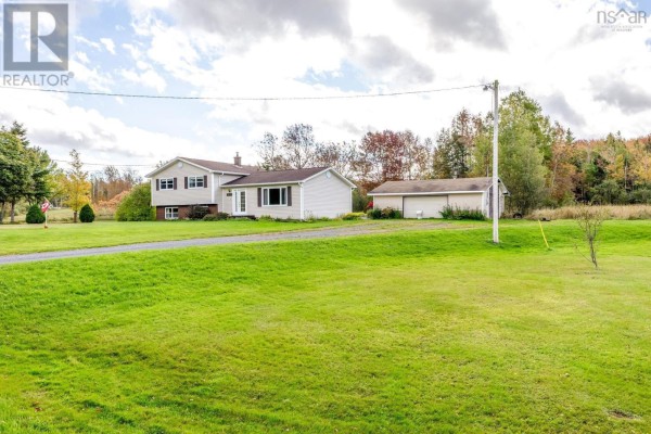 Living room - 3616 River John Road, Sundridge, NS B0K1H0 Photo 2