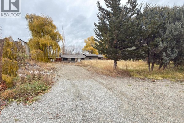 Laundry room - 3618 Redecopp Road, Lake Country, BC V4V1X5 Photo 3