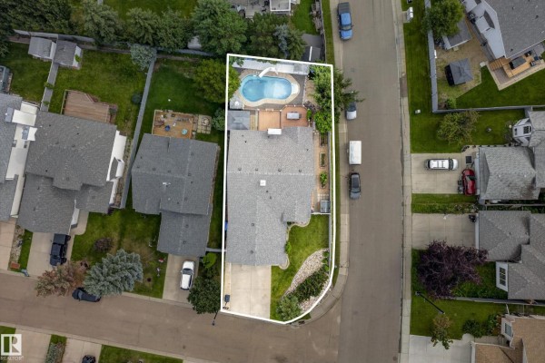 Family room - 3619 31 St Nw, Edmonton, AB T6T1J8 Photo 4