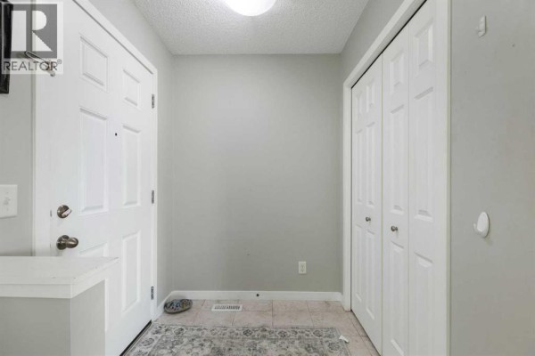 Dining room - 362 Legacy Village Way Se, Calgary, AB T2X0Y9 Photo 2