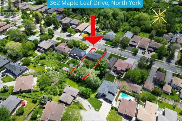 362 Maple Leaf Drive, Toronto, ON M6L1P4 Photo 2