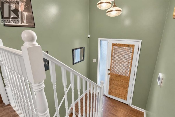 Bedroom - 3620 Dover Ridge Drive Se, Calgary, AB T2B2B4 Photo 3