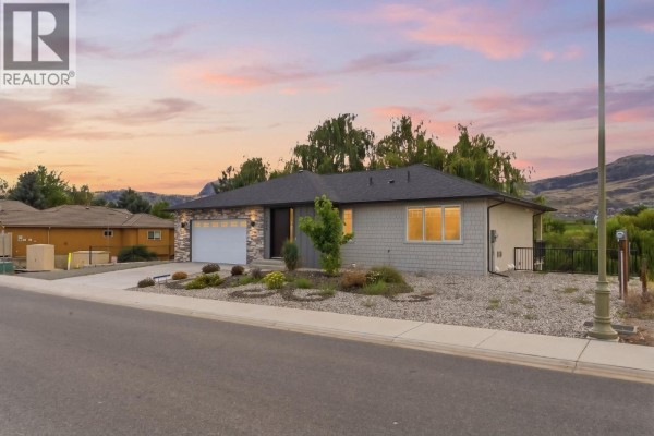 3620 Lobelia Drive, Osoyoos, BC, photo 2