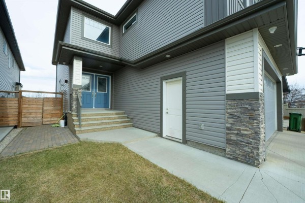 Dining room - 3623 8 St Nw, Edmonton, AB T6T1A1 Photo 2