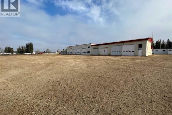 3624 36 Avenue, Whitecourt, AB T7S1N8 Photo 4