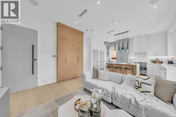 3627 E 45th Avenue, Vancouver, BC V5R3G6 Photo 5
