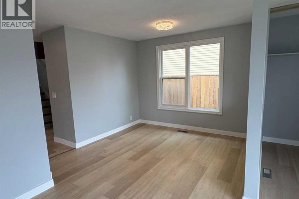 Bedroom - 363 Falton Drive Ne, Calgary, AB T1Y1B2 Photo 5