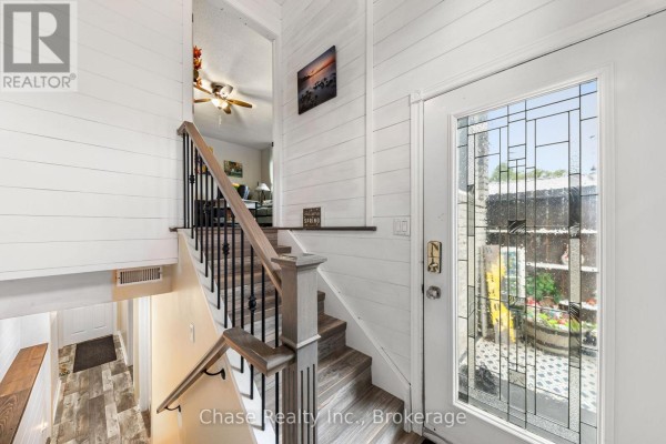363 Wardell Street, Tay, ON, photo 3