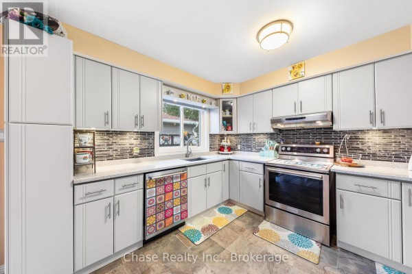 363 Wardell Street, Tay, ON L0K1R0 Photo 5
