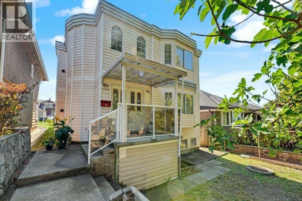 3630 Cambridge Street, Vancouver