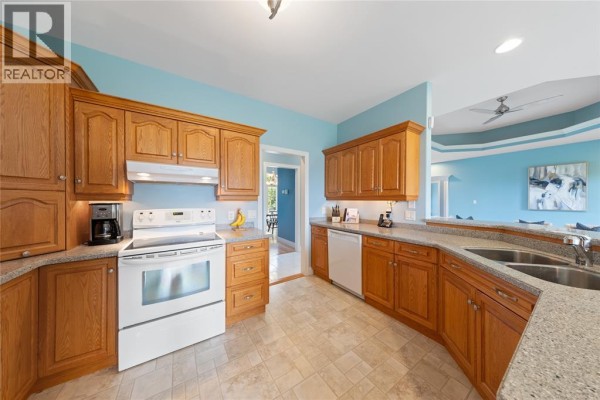 Cold room - 3633 Egremont Road, Plympton Wyoming, ON N0N1E0 Photo 4