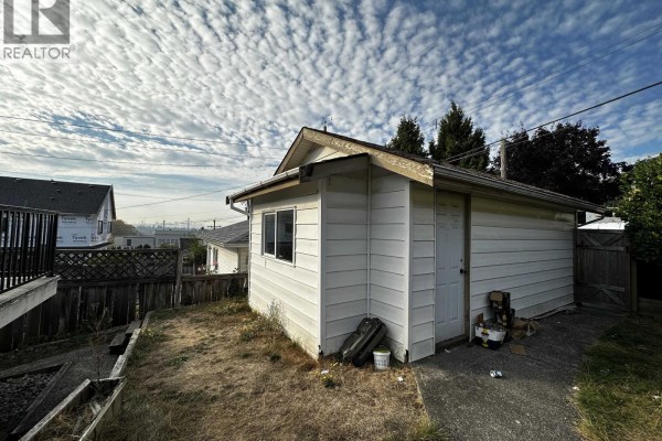 3635 Franklin Street, Vancouver, BC V5K1Y7 Photo 5