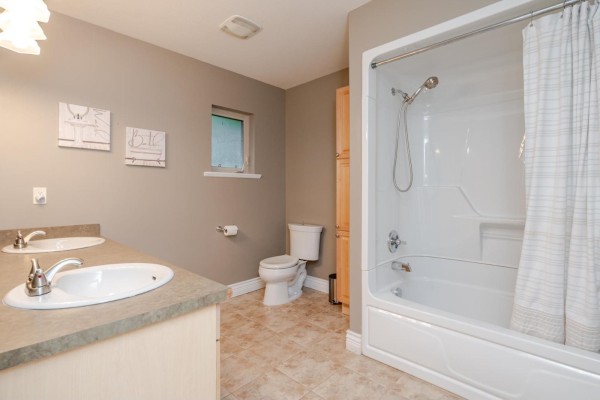 36388 Carrington Lane, Abbotsford, BC V3G2M7 Photo 3