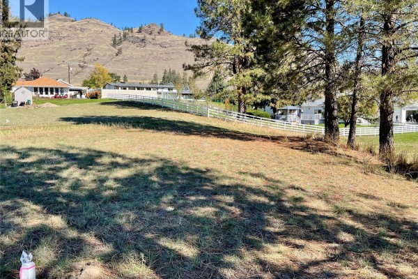364 Fourth Avenue, Midway, BC V0H1M0 Photo 5