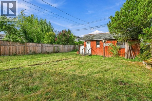 Laundry room - 3642 15th Ave, Port Alberni, BC V9Y5C6 Photo 2