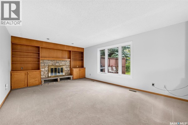 Family room - 3643 White Bay, Regina, SK S4S7C9 Photo 4