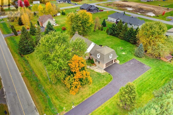 3647 Marcil Road, Clarence Rockland, ON K0A1E0 Photo 4