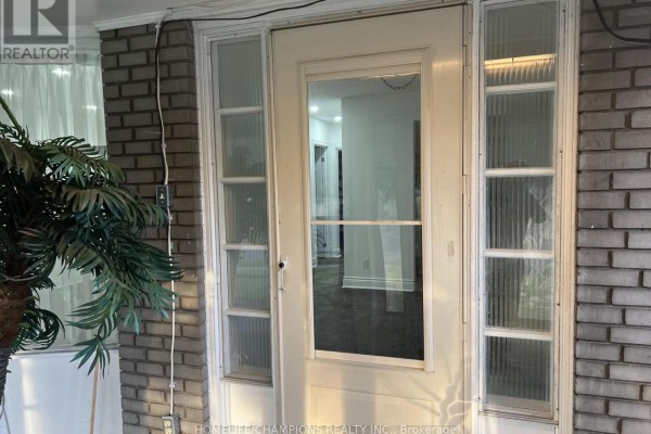365 Bellamy Road N, Toronto, ON, photo 2