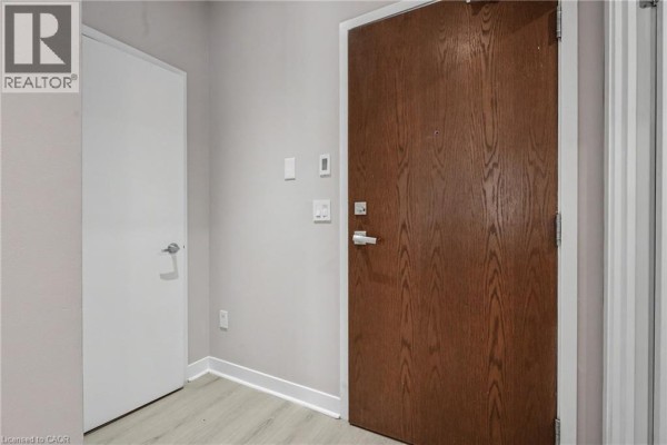 Living room - 365 Prince Of Wales Drive Unit# 1309, Mississauga, ON L5B0G6 Photo 3