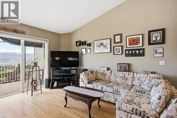 Bedroom - 3652 Yorkton Road, West Kelowna, BC V4T2X2 Photo 5