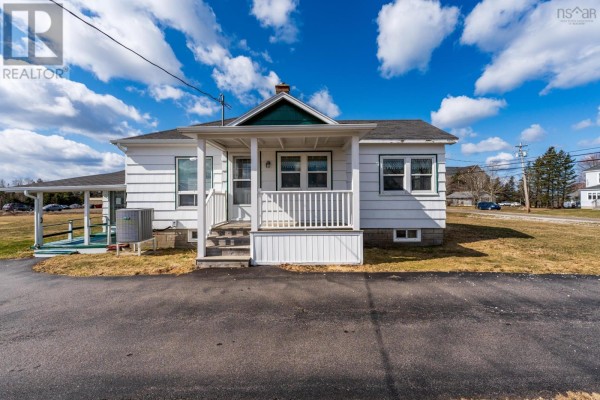 3654 Highway 1, St  Bernard, NS, photo 3