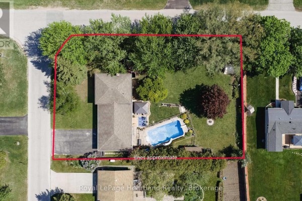 36589 Dunlop Drive, Ashfield Colborne Wawanosh, ON, photo 2