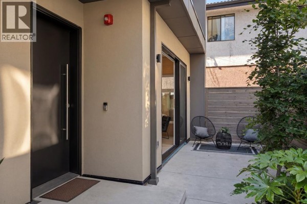 366 E 23rd Avenue, Vancouver, BC V5V1X5 Photo 5