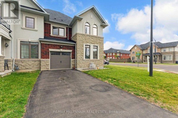 366 Remembrance Road, Brampton, ON, photo 3