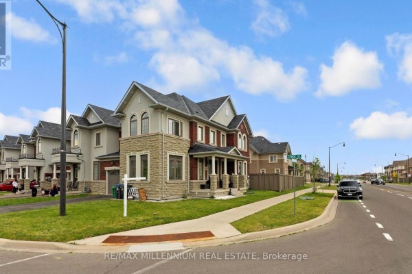 366 Remembrance Road, Brampton, ON L7A0C3 Photo 4