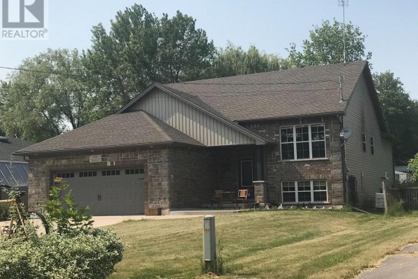 3660 Brunswick Avenue, Fort Erie, ON, photo 2