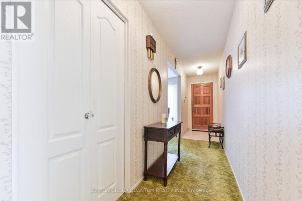 3661 Keenan Crescent, Mississauga, ON L4T3M1 Photo 5