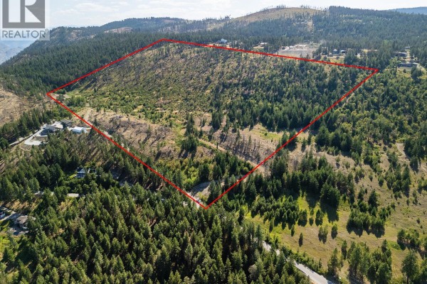 3666 Gates Road, West Kelowna, BC V4T1A3 Photo 4