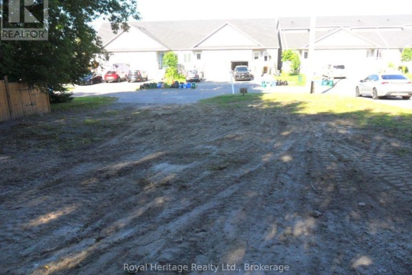 367 Centre Street S, Oshawa, ON L1H4B6 Photo 2