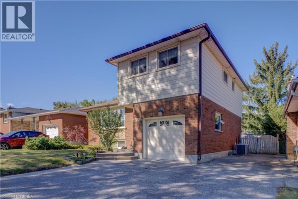 2pc Bathroom - 367 Fairview Drive, Brantford, ON N3R2X7 Photo 2