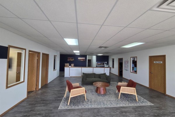 367 South Railway Avenue E, Crystal City, MB R0K0N0 Photo 3