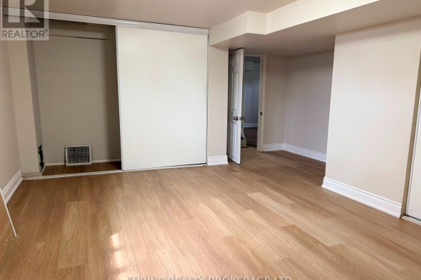 Family room - 367 Springbank Drive, London South, ON N6J1G7 Photo 5