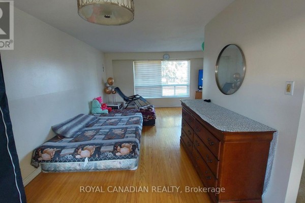 3677 Woodruff Crescent, Mississauga, ON, photo 3