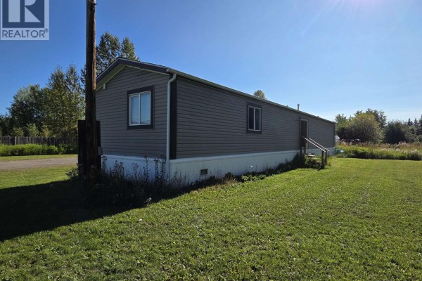 Kitchen - 3680 Simcoe Avenue, Smithers, BC V0J2N2 Photo 2