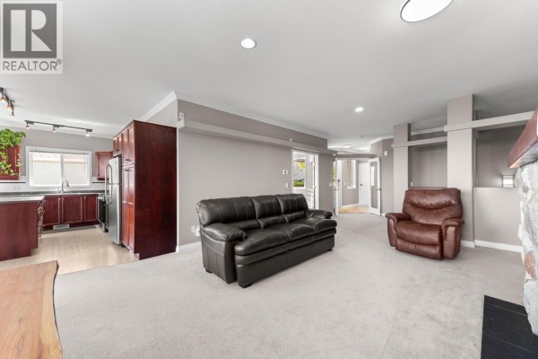 Den - 3683 Yorkton Road, West Kelowna, BC V4T2T7 Photo 5