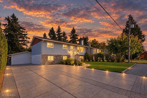 3684 197 Street, Langley, BC V3A1B3 Photo 3