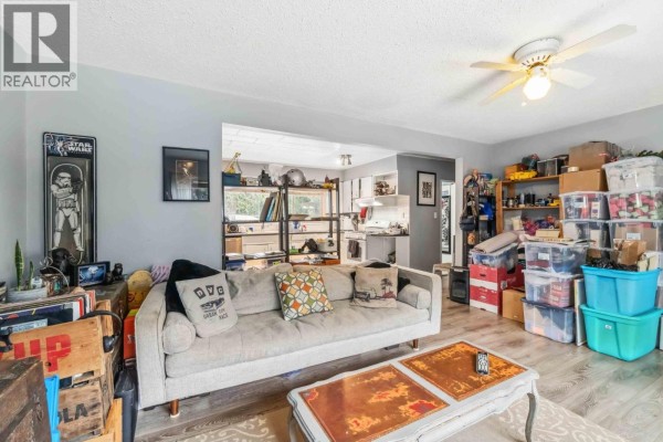 3684 Cedar Drive, Port Coquitlam, BC V3B3C9 Photo 5
